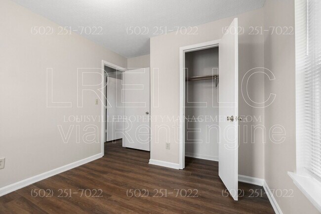 Building Photo - 118 Fairview Ave