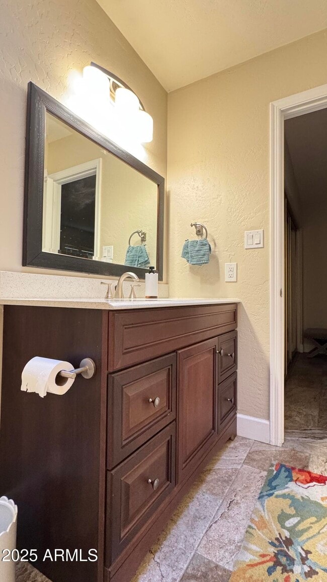 Building Photo - 15020 N 40th St