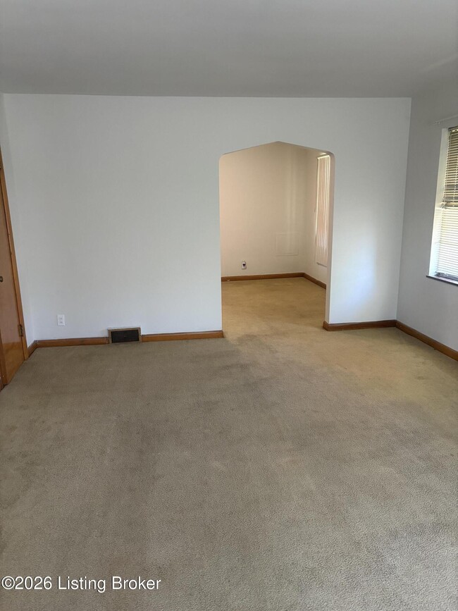 Building Photo - 218 W Florence Ave