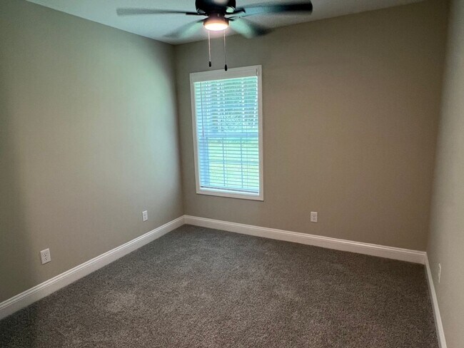 Building Photo - BRAND NEW! 3BR/2BA Duplex for Rent