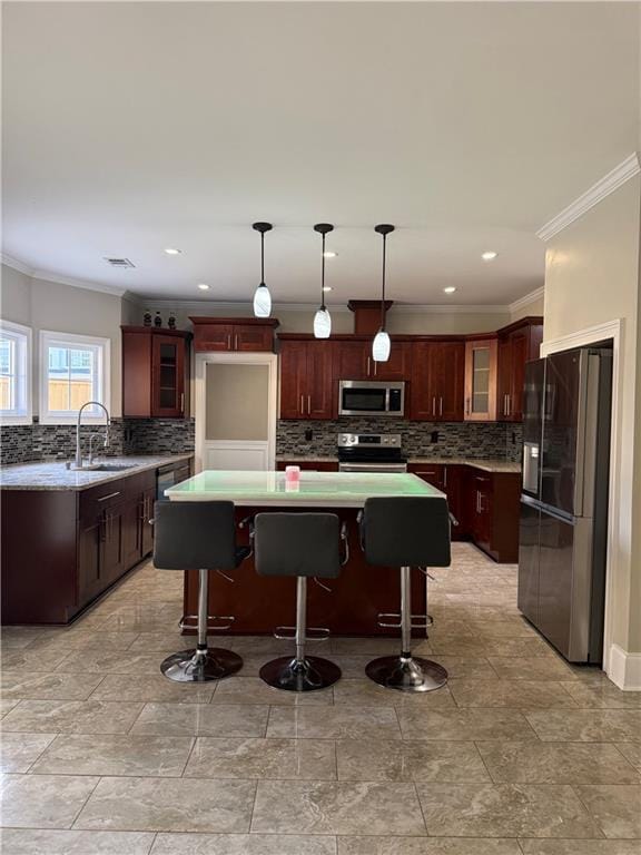 Building Photo - 685 Georgian Hills Dr