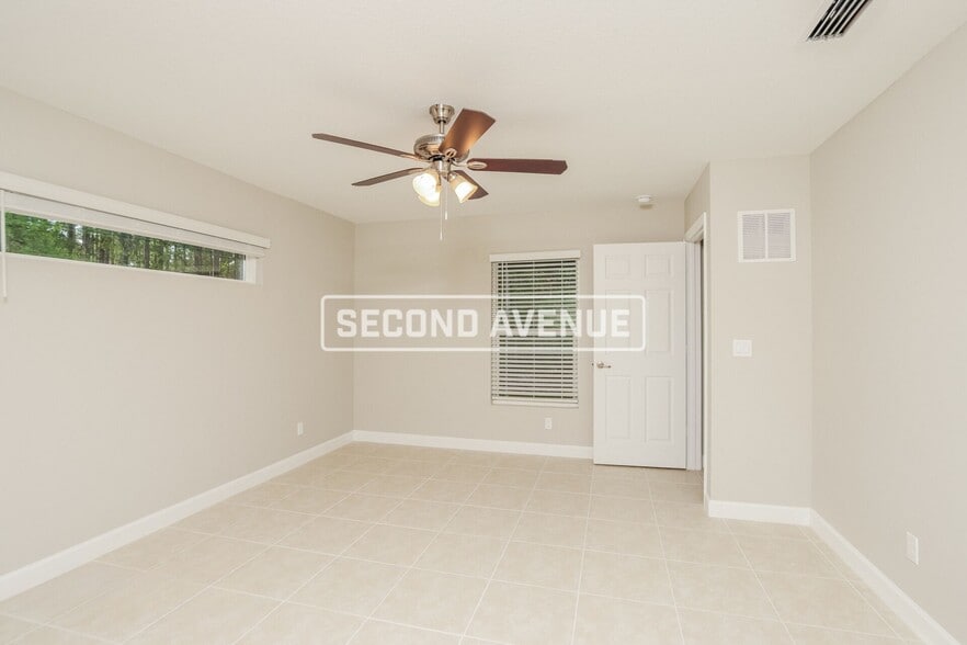 Building Photo - 550 Waterside Rd SE