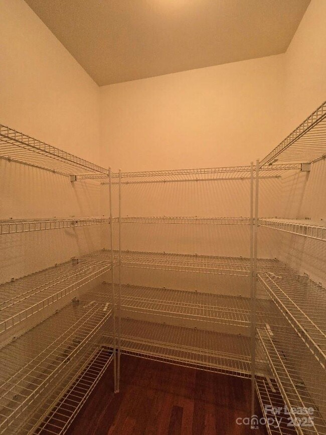 Building Photo - 1188 Stonedown Ln