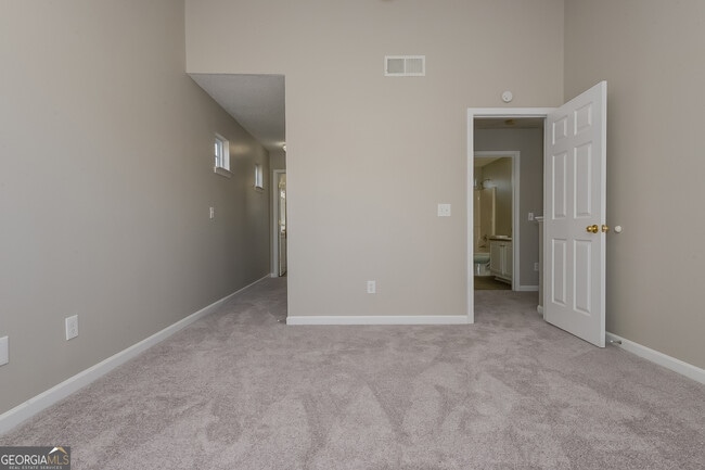 Building Photo - 342 Coral Cir