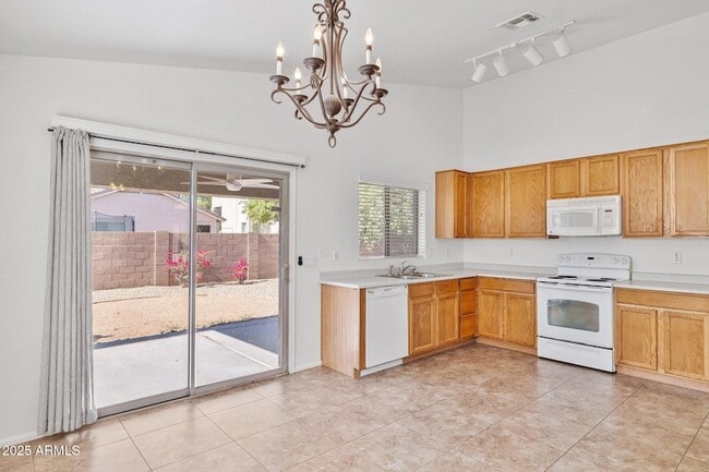 Building Photo - 16579 W Marconi Ave