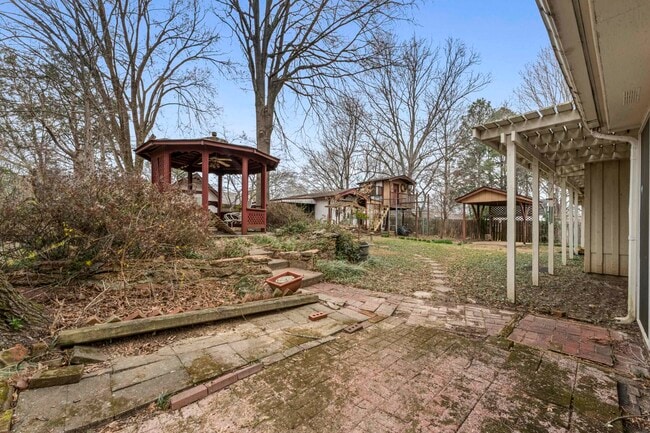 Building Photo - 319 Homeville Rd