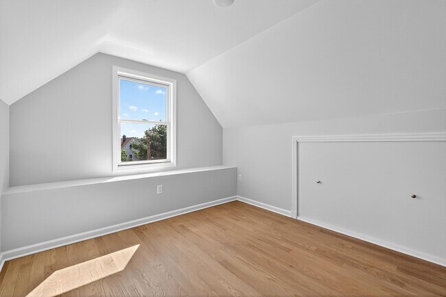 Building Photo - 204 John F. Kennedy Blvd
