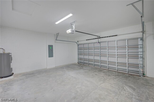 Building Photo - 5114 Panella Ave