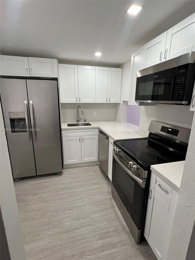 Primary Photo - 301 NW 177th St