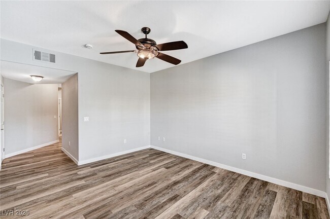 Building Photo - 11850 Tevare Ln