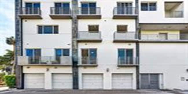 Building Photo - 1034 NE 18th Ave