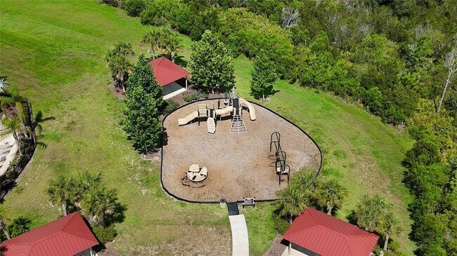 Building Photo - 33046 Major Oak Dr