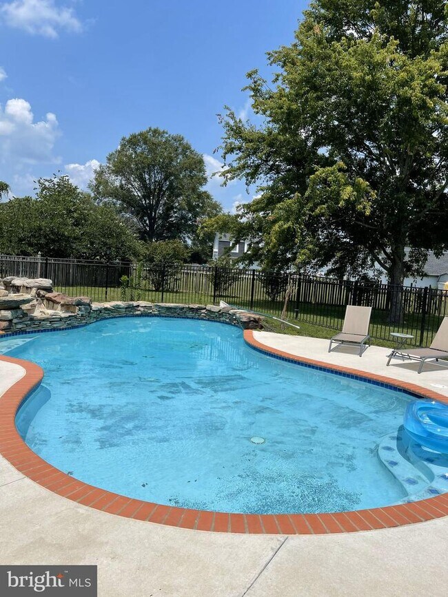 Building Photo - 13447 Chris Mar Ct