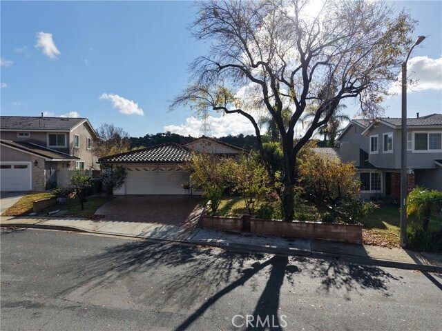 Building Photo - 2142 Iron Club Dr