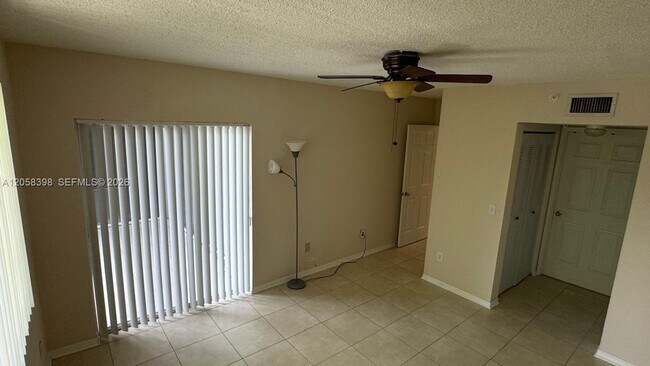 Building Photo - 2600 S University Dr