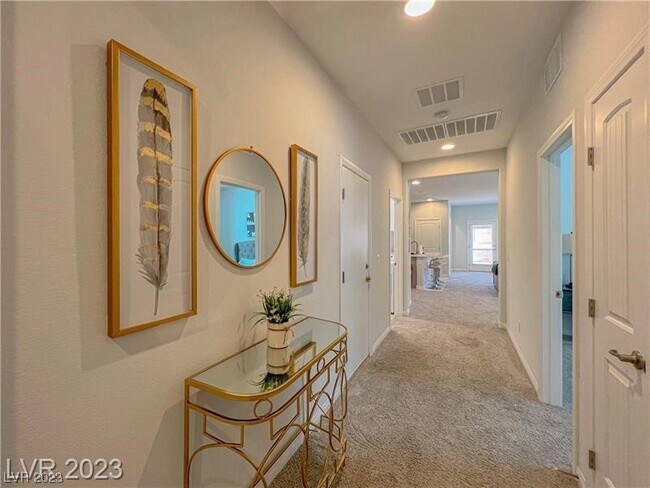 Building Photo - 6983 Atwood Peaks Ave