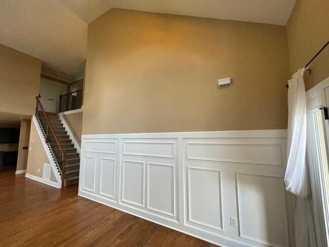 Building Photo - 1568 Sweet Clover Pk