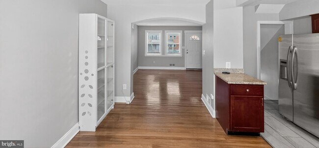 Building Photo - 8303 Ridgely Oak Rd