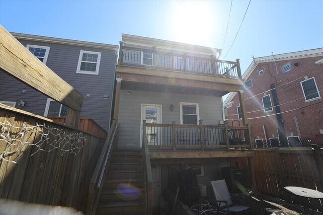 Building Photo - 1108 Orren St NE