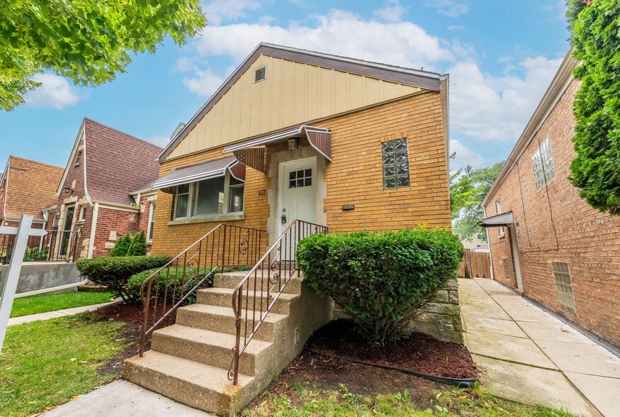 Primary Photo - 3526 S 52nd Ct