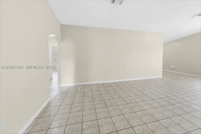 Building Photo - 957 NW 128th Pl