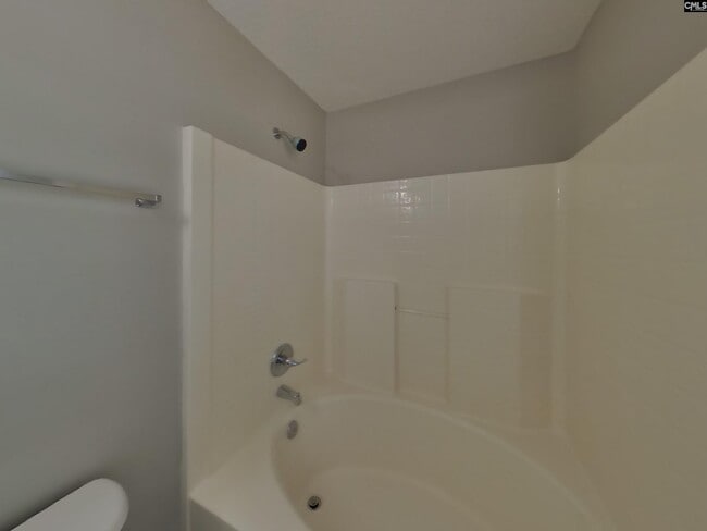Building Photo - 108 Springway Dr