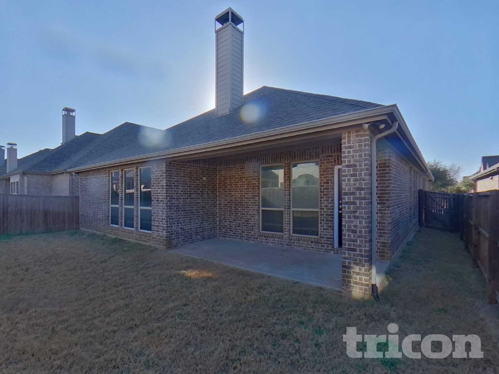 Building Photo - 401 Winehart St