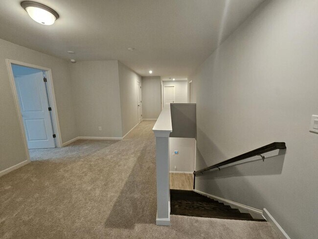 Building Photo - 1290 Jordan Brook Dr