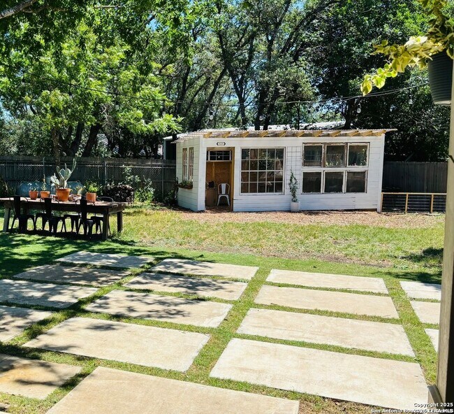 Building Photo - 16918 Mt Everest Dr