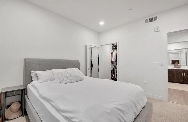 Building Photo - Comfortable Spaces You’ll Love Coming Home To