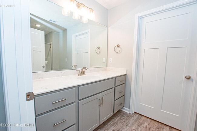 Building Photo - 500 Eagle Pointe Dr