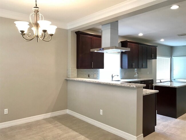 Building Photo - 5722 Fort Sumter Ln