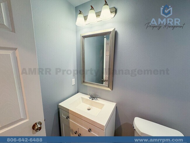 Building Photo - 1103 N Englewood Ave