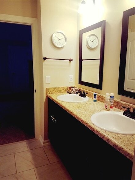 Building Photo - 3041 Haynes Station Dr