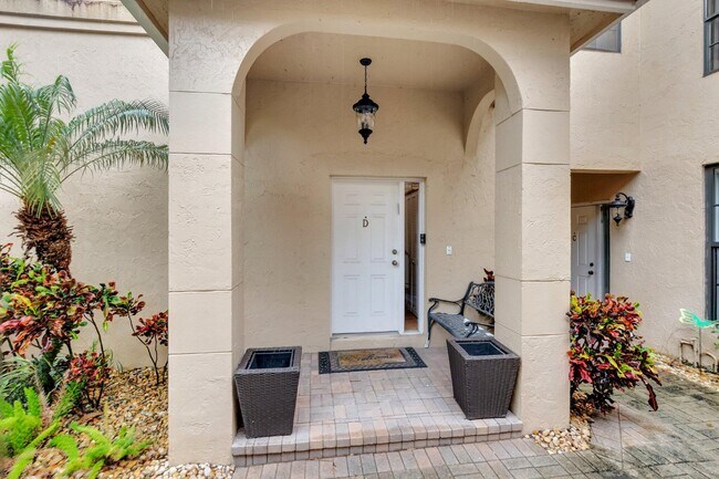 Building Photo - 22759 Mandeville Pl