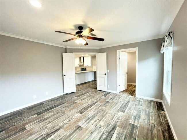 Building Photo - 3031 SW 108th St