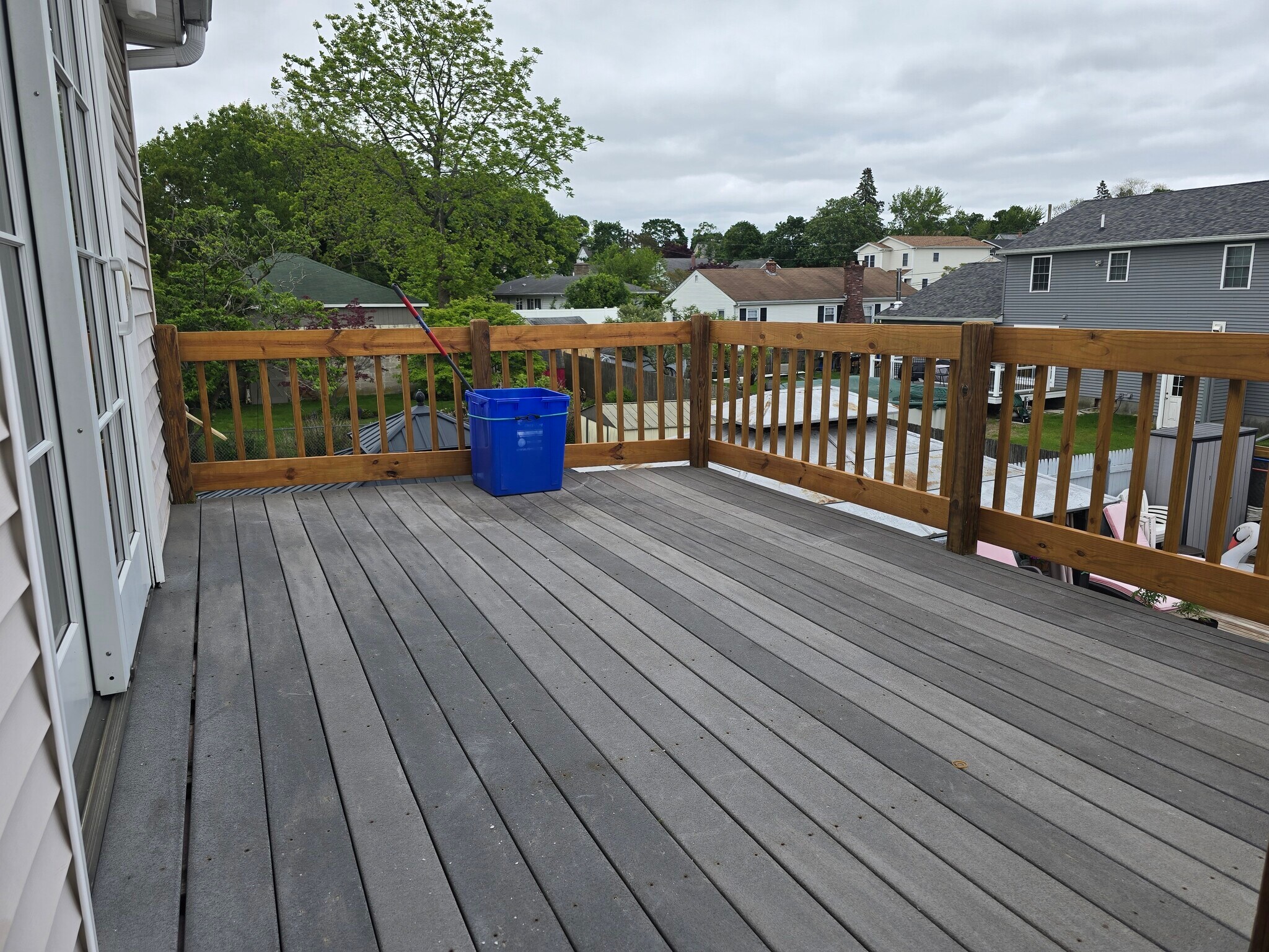 Deck - 128 Martin St