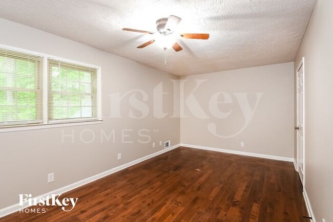 Building Photo - 4716 Cheri Lynn Rd NW