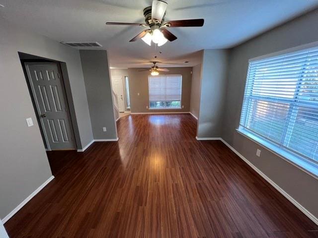 Building Photo - 584 Lake Forest Dr