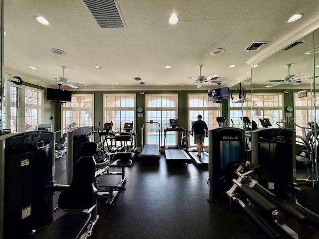 Building Photo - 2212 Bay Club Cir