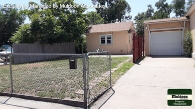 Building Photo - Recently Renovated Home!!