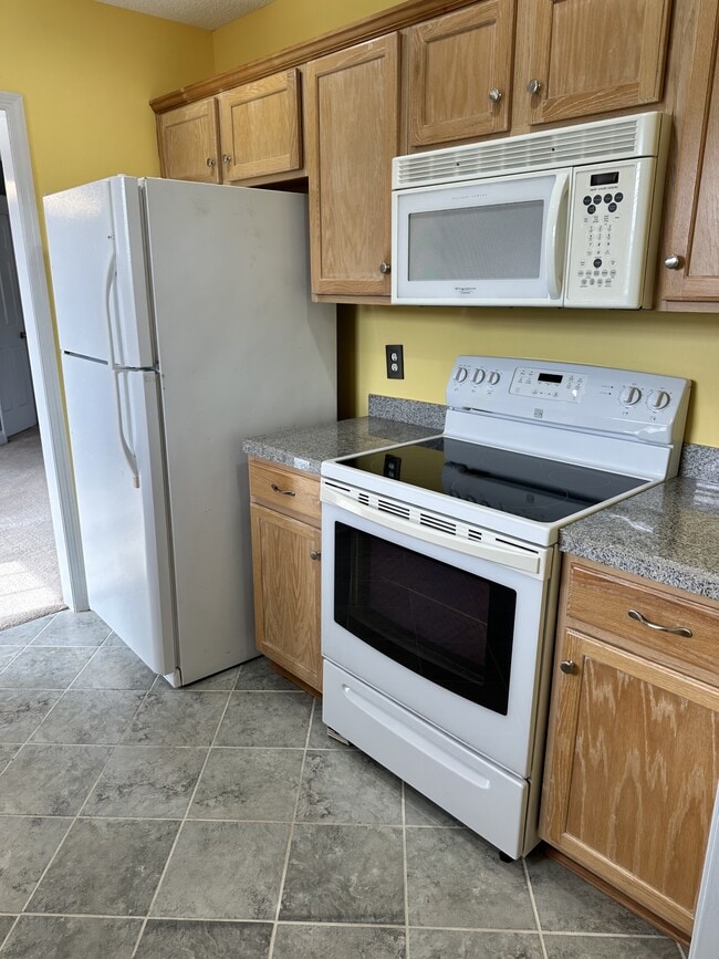 Building Photo - 134 Annie Rd