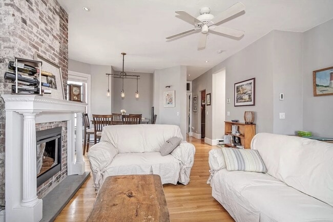 Primary Photo - 583 Massachusetts Ave