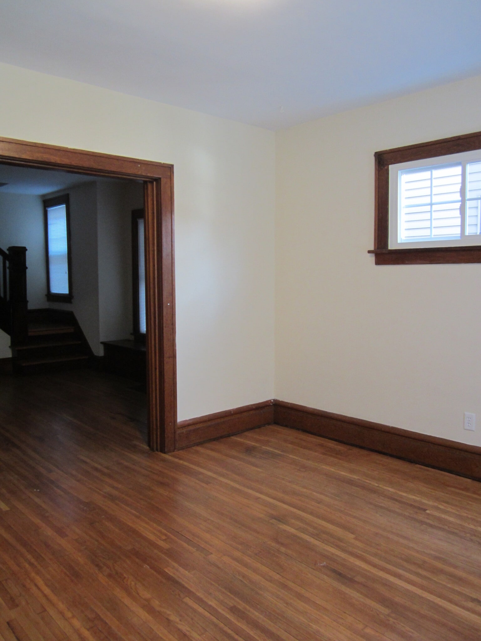 Building Photo - 2444 Deming Ave