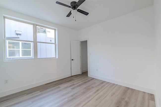 Building Photo - Rooftop Living Steps from Greenville Ave | 3BR/3.5BA Townhome