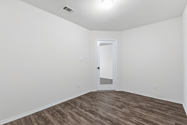 Building Photo - 17814 Ryegrass Trl