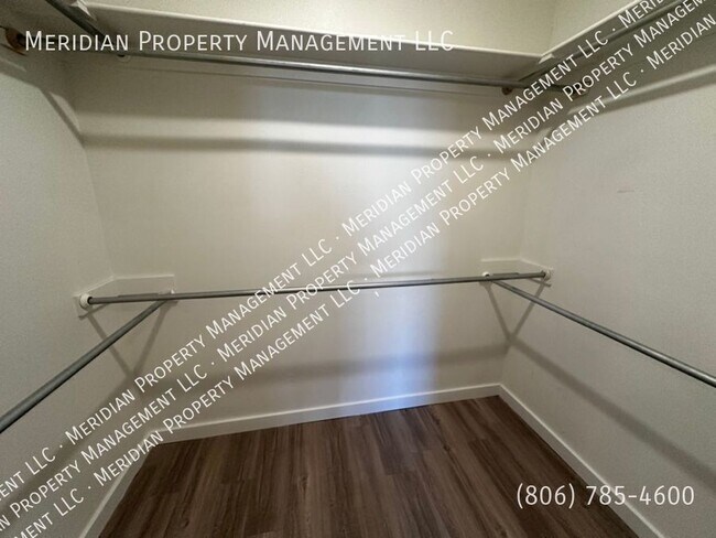Building Photo - 5508 Itasca-A