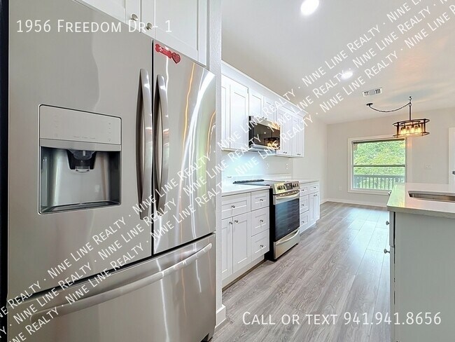 Building Photo - 1956 Freedom Dr
