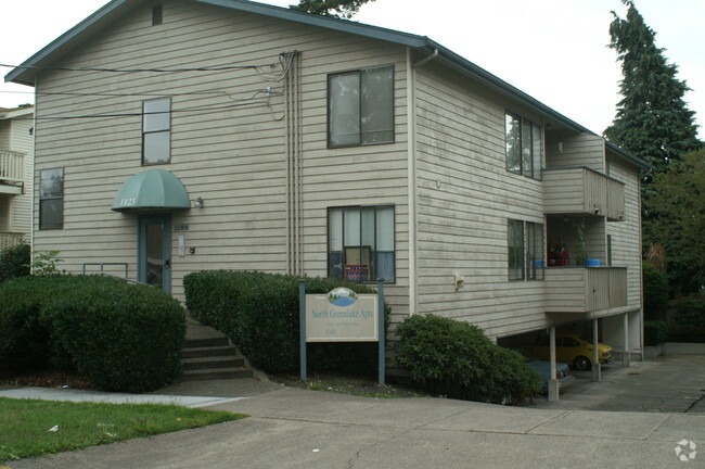 Building Photo - North Green Lake Apartments