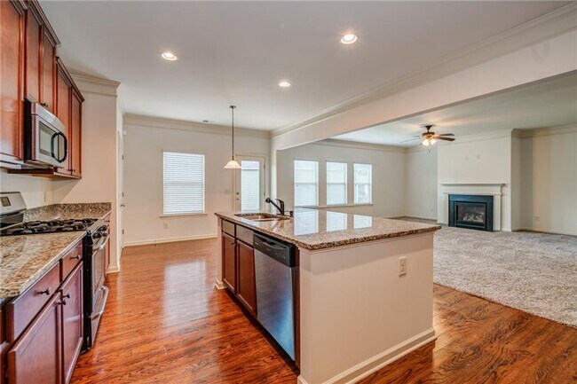 Building Photo - 129 Stonewood Creek Ct